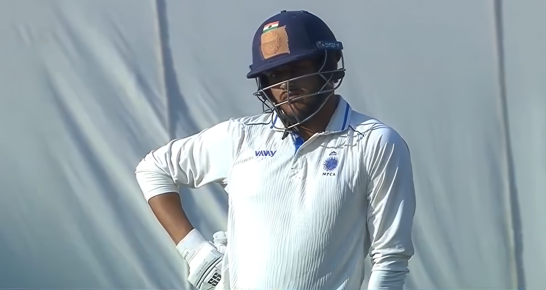 Ranji Trophy | Twitter in disbelief as batter makes U-turn to stay at crease after umpiring blunder