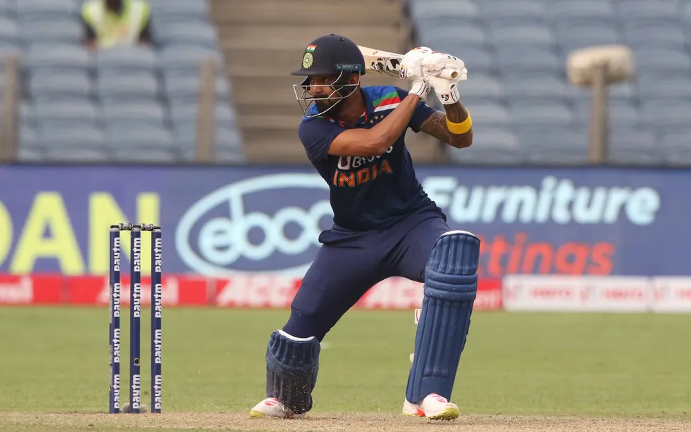 Rahul scored a 43-ball 63