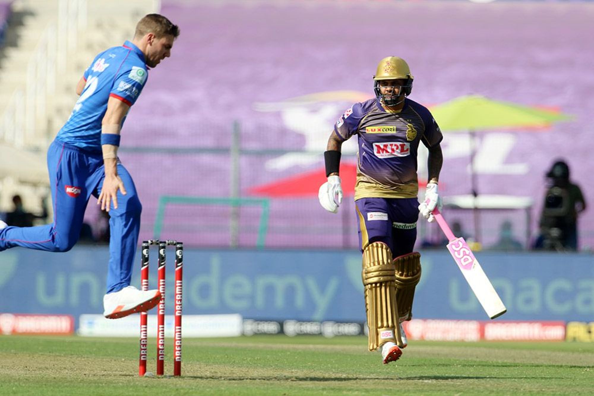 Narine dismantled the DC bowlers in Abu Dhabi