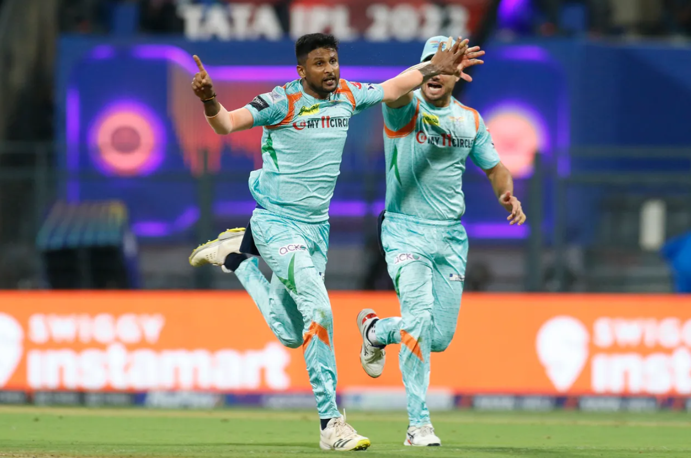 Krishnappa Gowtham strikes twice in opening over