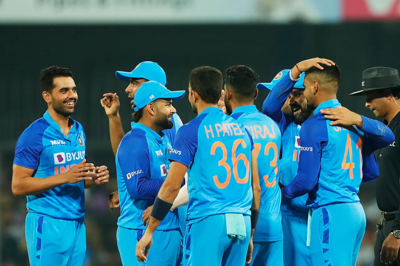 IND vs SA 2022, 3rd T20I | Internet reacts to a laughing Deepak Chahar trolling Tristan Stubbs with fake Mankad attempt