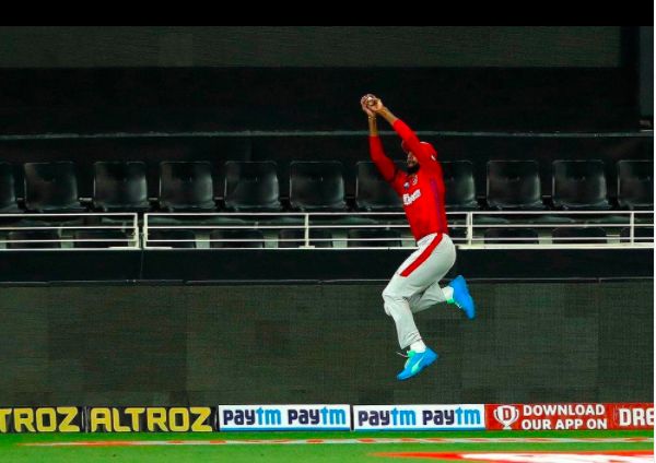 SRH vs PBKS | Twitter reacts to Jagadeesha Suchith taking one-handed 'flying' catch to dismiss Deepak Hooda