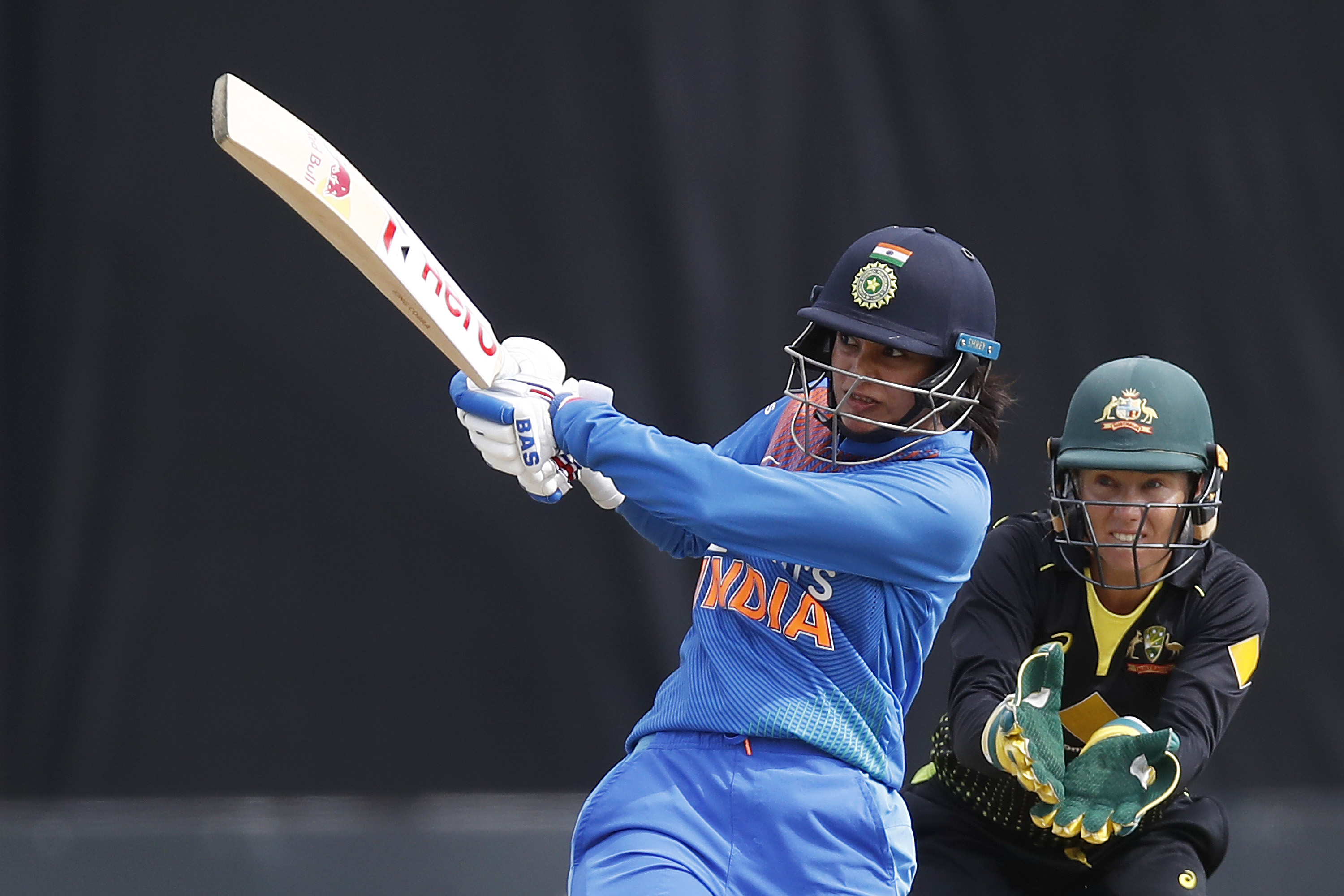 Smriti Mandhana and Deepti Sharma join Sydney Thunder for Women’s Big Bash League 