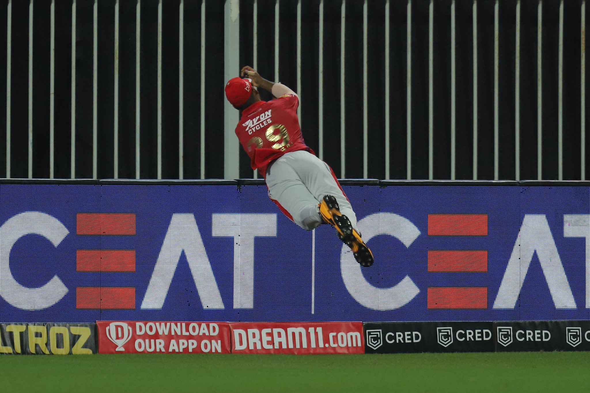 Nicholas Pooran made an outrageous save on the boundary to deny Sanju Samson a six