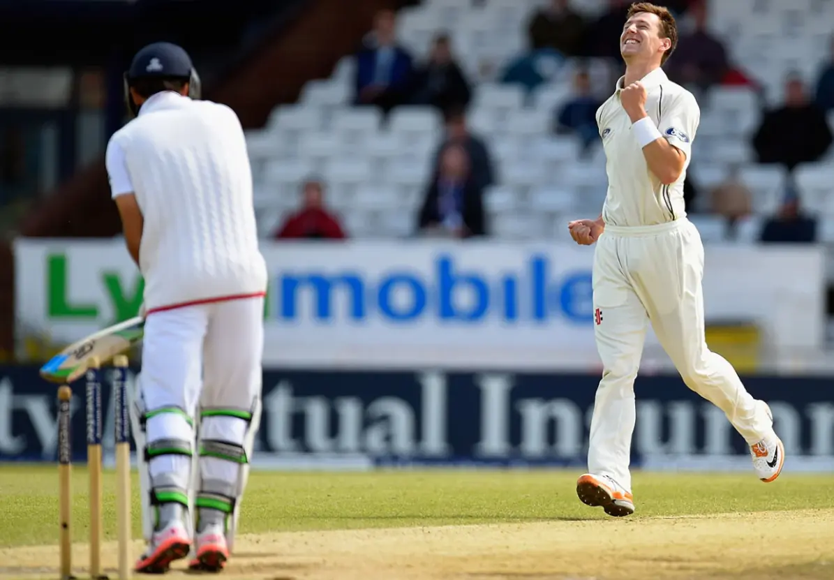New Zealand defeated England by 199 runs.