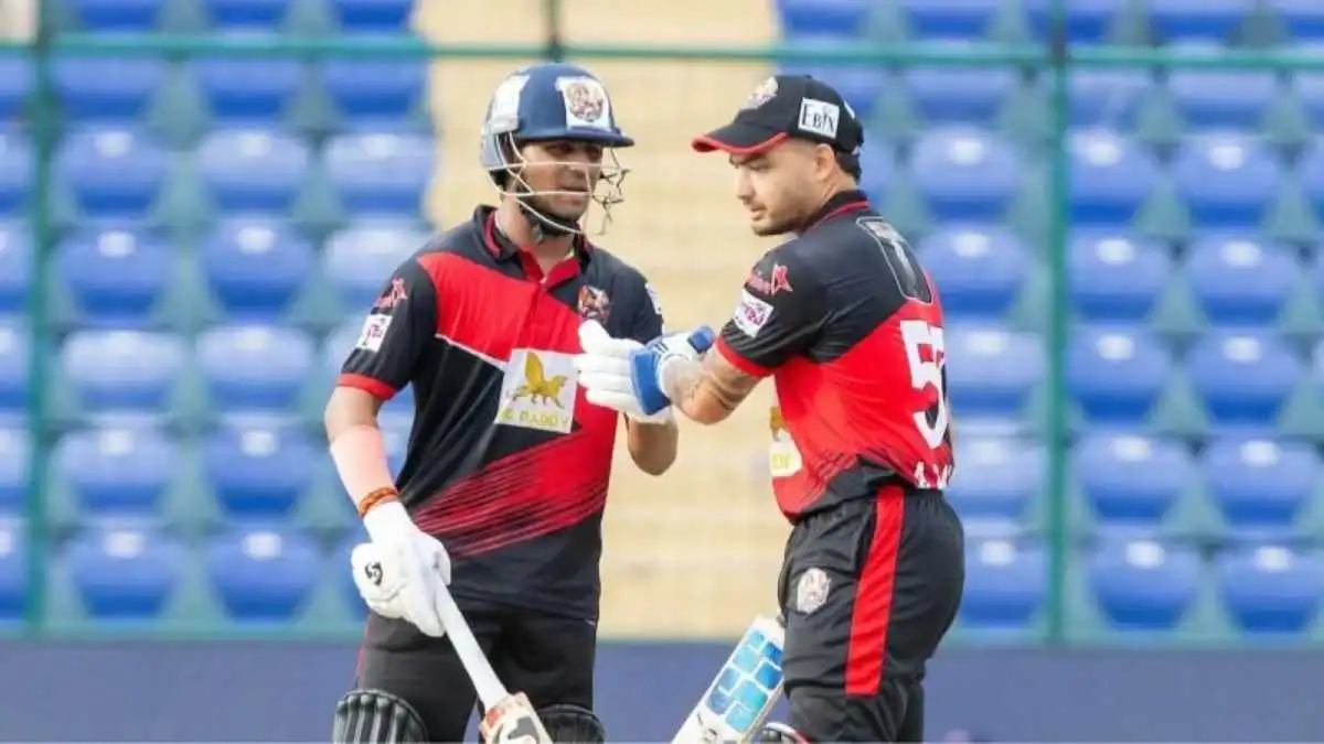 Anuj Rawat and Arpit Rana of East Delhi Riders 