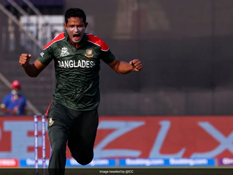 Asia Cup 2025 |Twitter reacts as Nasum Ahmed begins Asia Cup campaign with wicket maiden