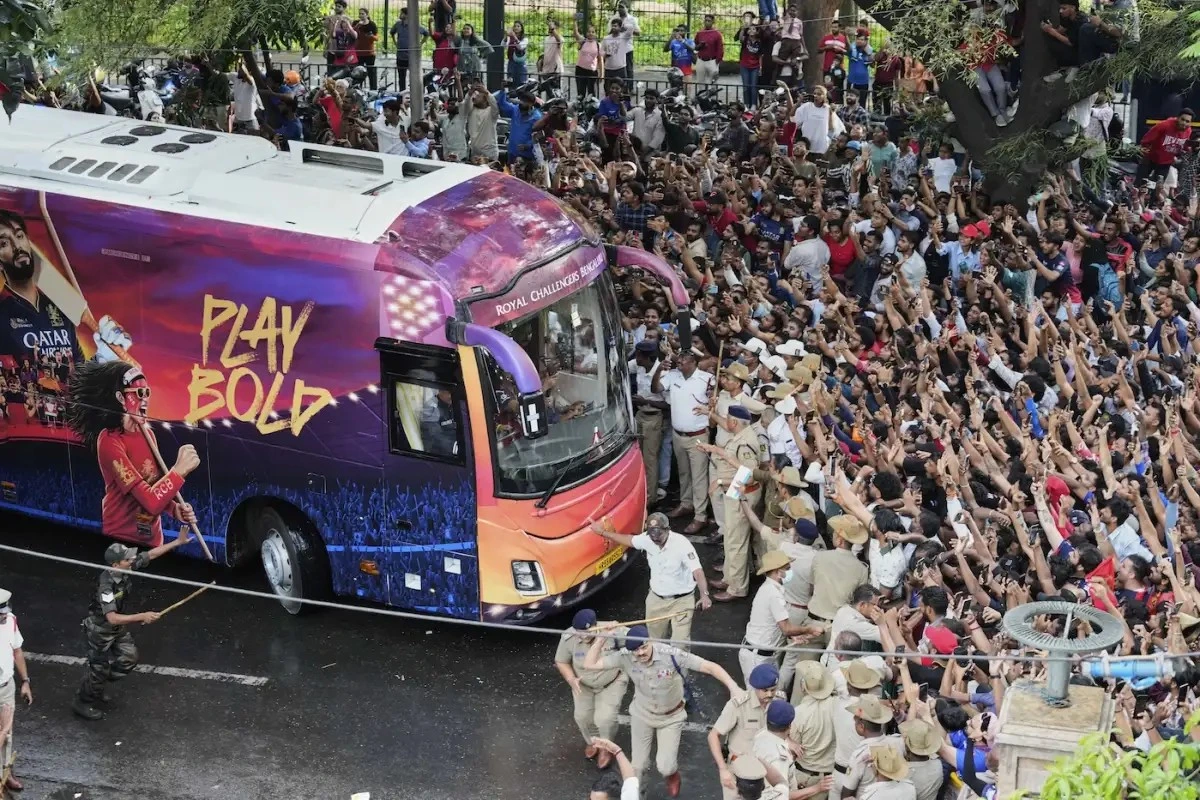 After RCB had won their first ever IPL title, the team announced its victory parade to the Chinnaswamy Stadium.