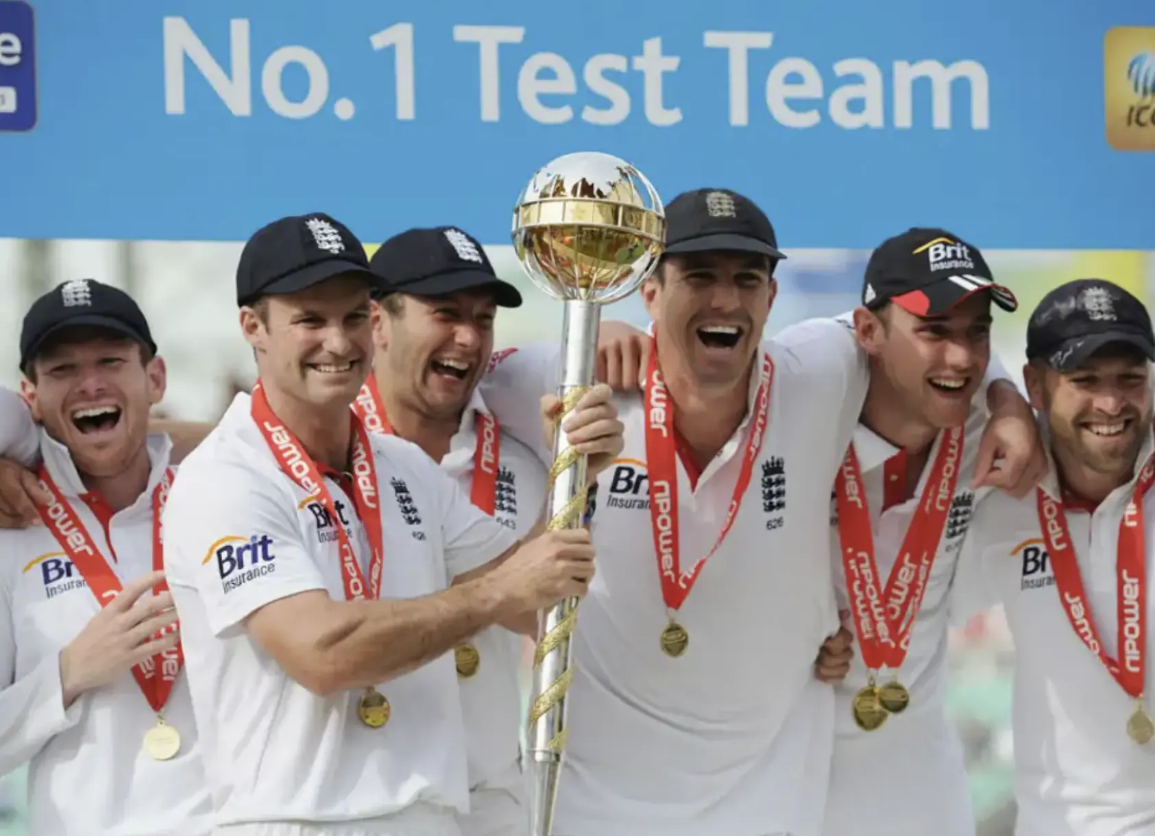 England defeated India by an innings and 8 runs.