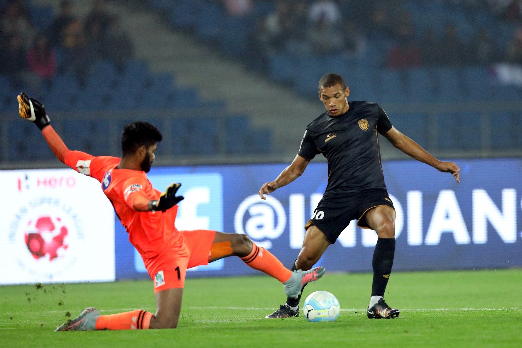 ISL 2017 | NorthEast Uniyed FC beat Delhi Dynamos 2-0