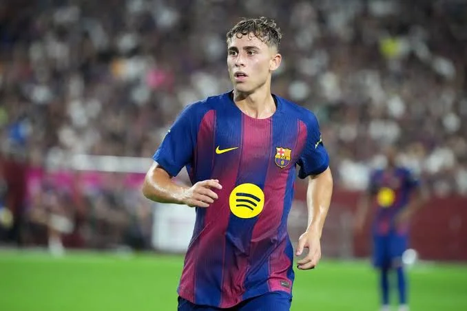 Barcelona’s Transfer Plans Stalled as Players Refuse to Leave