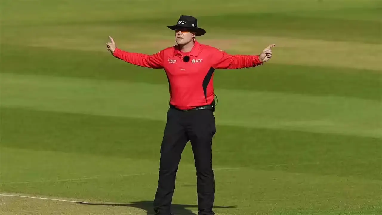 ICC Begins Experimenting with Wide Ball Rule in India-Australia Series