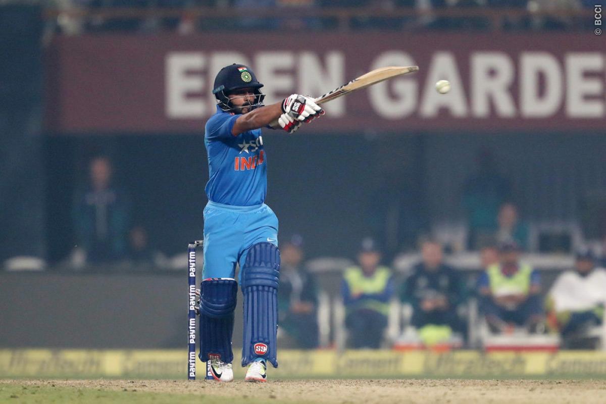 Twitter reacts to Rishabh Pant's monumental effort against RCB